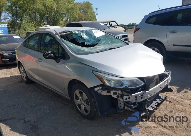 1G1BC5SM1H7265647: 43201784