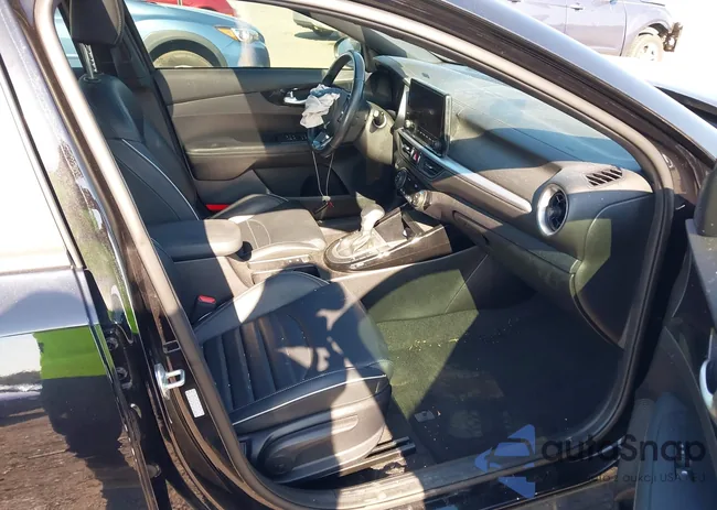 3KPF54AD8NE471221: 43201925