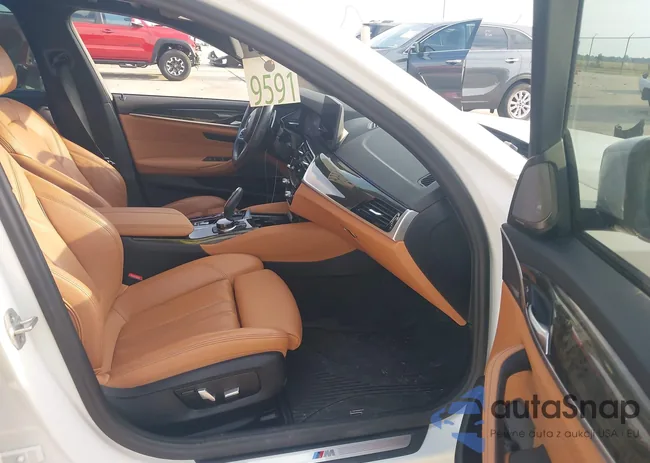 WBA53BJ0XPCM97474: 43202958