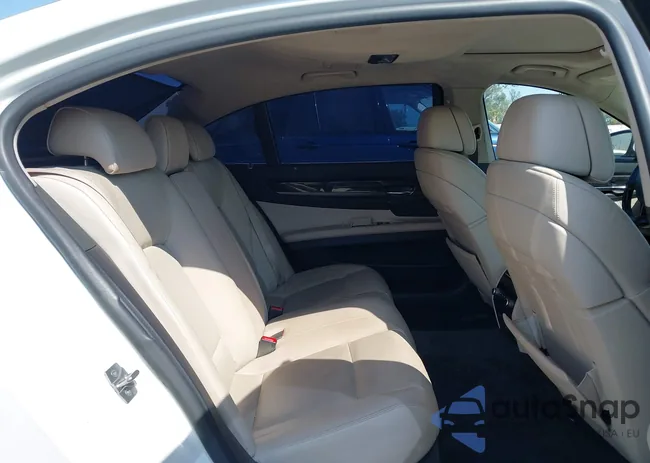 WBAKB4C54BC574990: 43203048