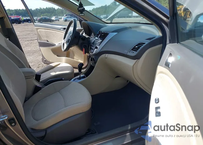 KMHCU4AE3CU166704: 43203064