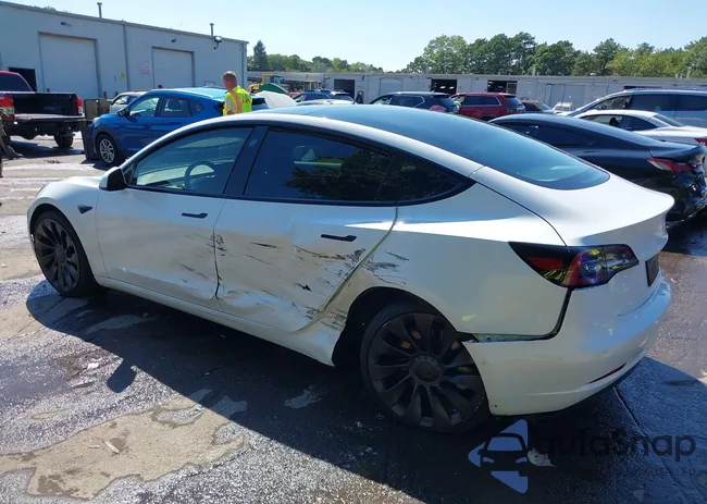 5YJ3E1EB0NF128102: 43203092