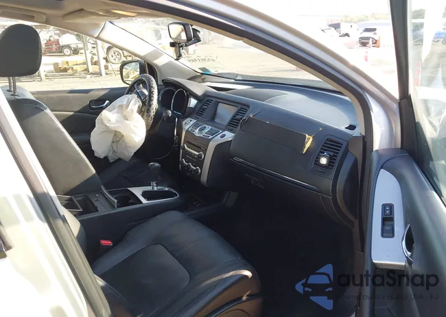 JN8AZ1MW5AW128980: 43203305