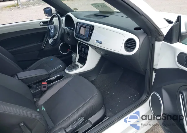 3VW5DAAT6JM514875: 43203332