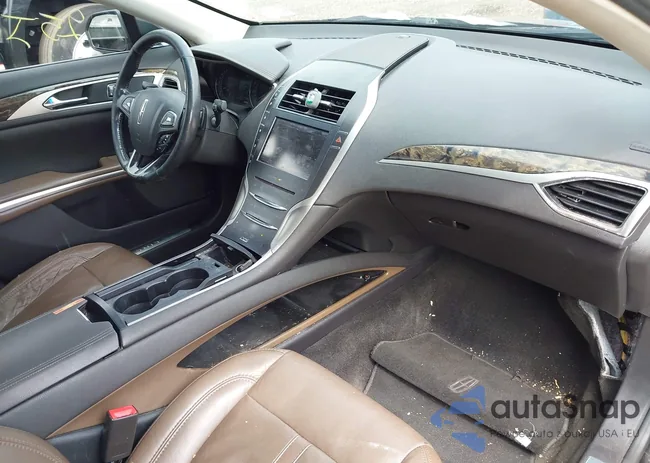 3LN6L2JK3DR823620: 43203405