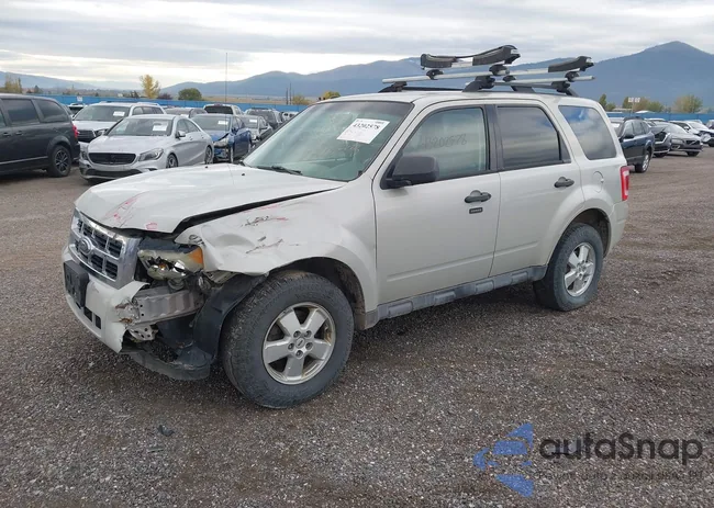 1FMCU93G09KB70211: 43202578