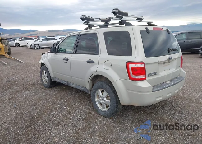 1FMCU93G09KB70211: 43202578