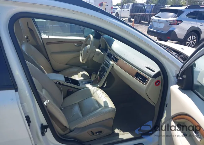 YV4BZ982891061836: 43202672