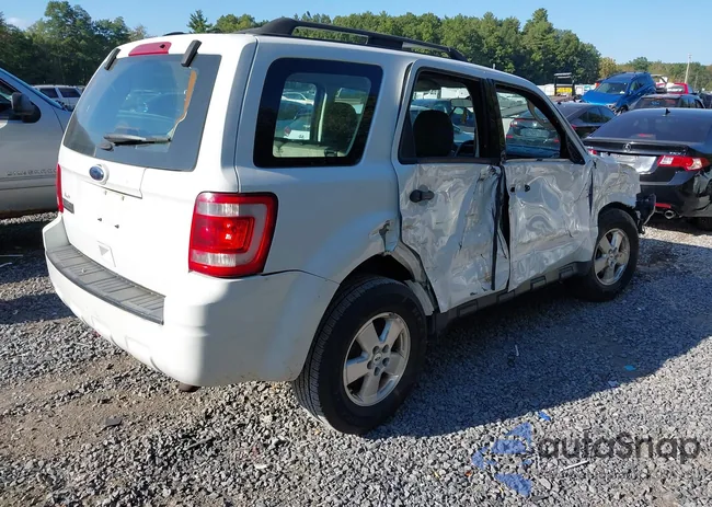 1FMCU9C7XCKA23661: 43202681