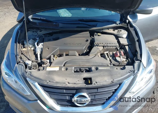 1N4AL3AP0JC241037: 43202749