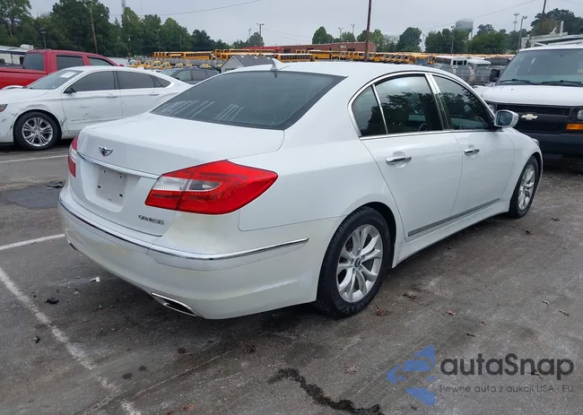 KMHGC4DD8CU171971: 43202876