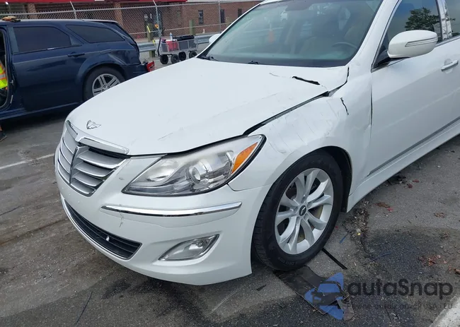 KMHGC4DD8CU171971: 43202876