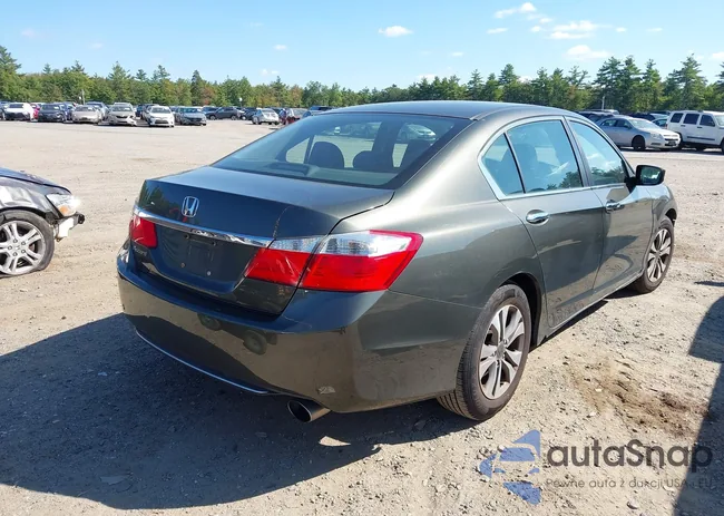 1HGCR2F32FA076761: 43202895