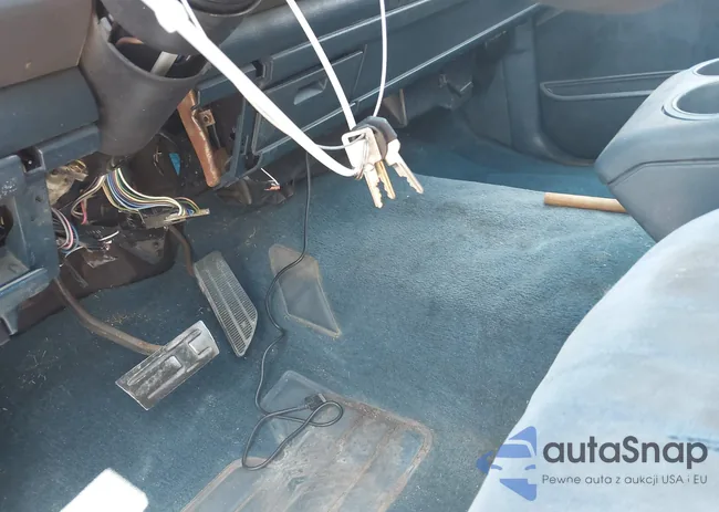 2GCEC19KXP1203838: 43202902