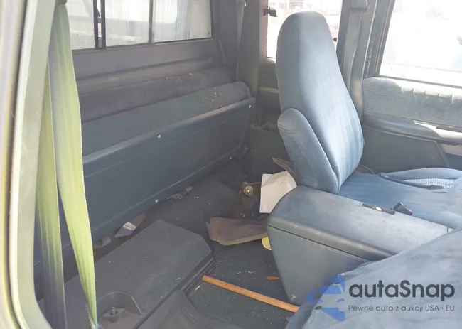 2GCEC19KXP1203838: 43202902