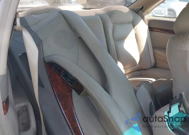 19UYA42633A012748: 43204149