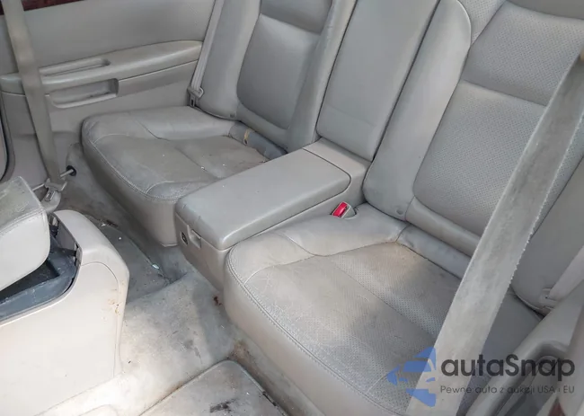 19UYA42633A012748: 43204149