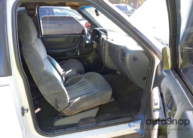 1GCCS19WX18173757: 43204414