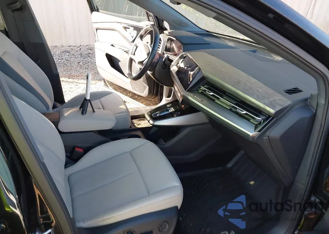 WA1L2BFZ8RP009763: 43204527