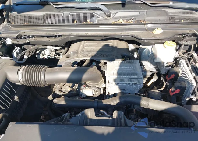 1C6SRFJT6KN638440: 43203560