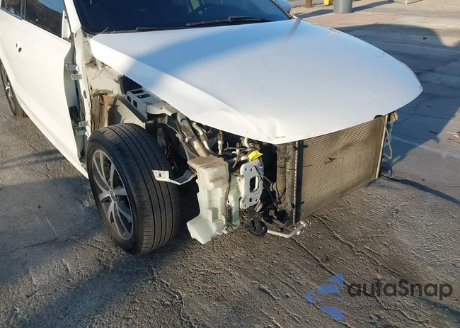 3VWDB7AJ6HM296322: 43203561