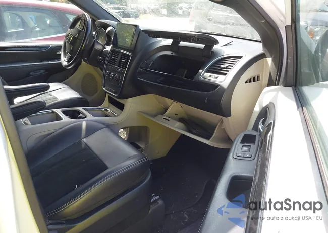 2C4RDGCG1GR357779: 43203567