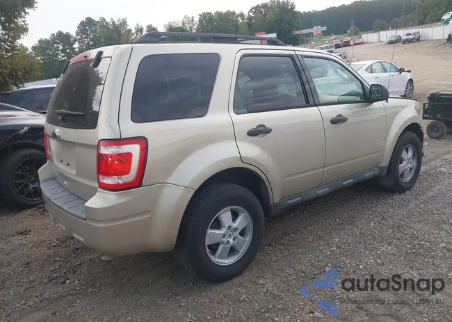 1FMCU0D70AKC46802: 43203654