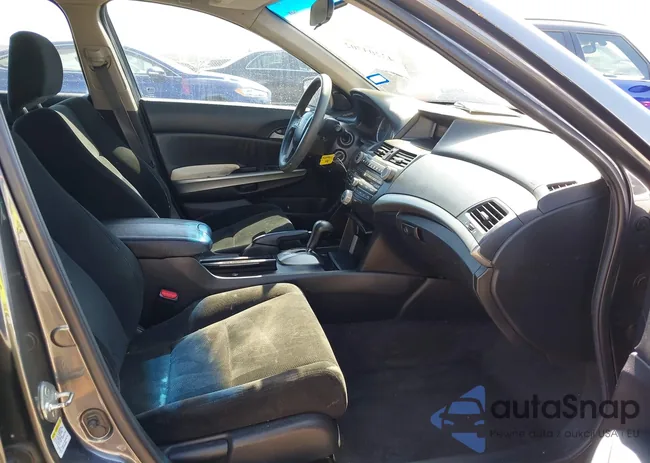 1HGCP36798A009415: 43203702