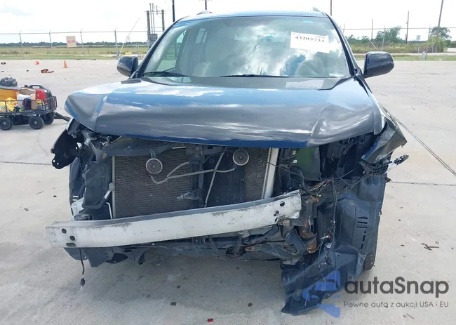 5TDBK3EH8BS086838: 43203734