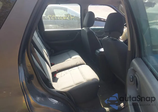 1FMYU92Z75KD27879: 43203737