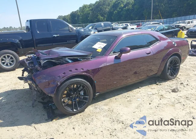 2C3CDZFJ6NH131656: 43203773