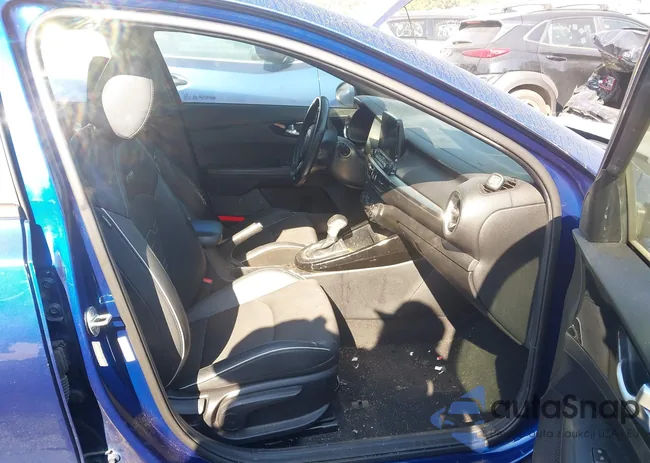 3KPF34AD5ME332846: 43203904