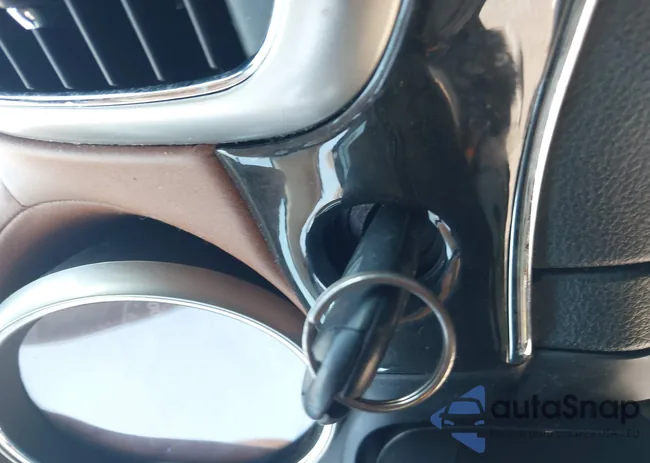 1C4RJECG9CC305283: 43203936