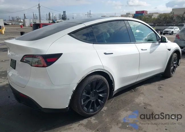 5YJYGDEE1MF151849: 43204958