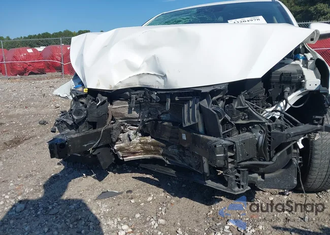 3KPF24AD4ME408608: 43204978