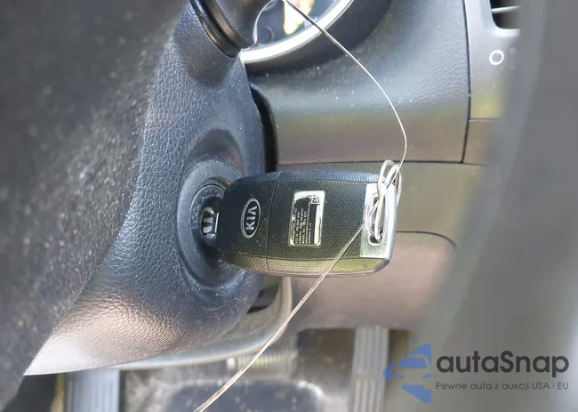 KNAFK4A61G5501410: 43204992