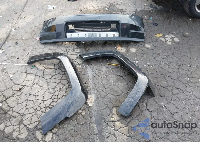 1C4PJMFK0CW207002: 43205035