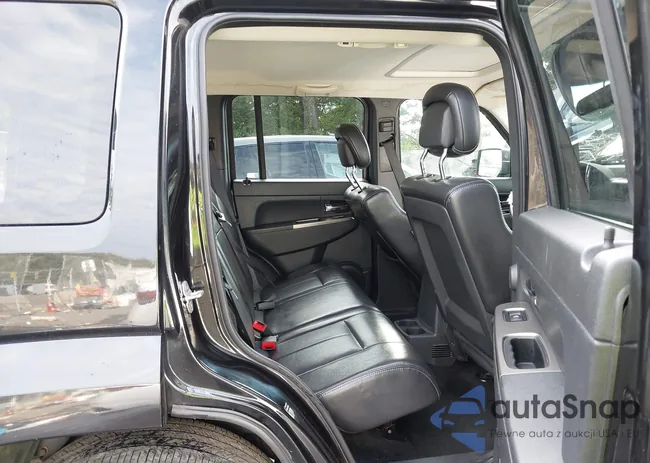 1C4PJMFK0CW207002: 43205035