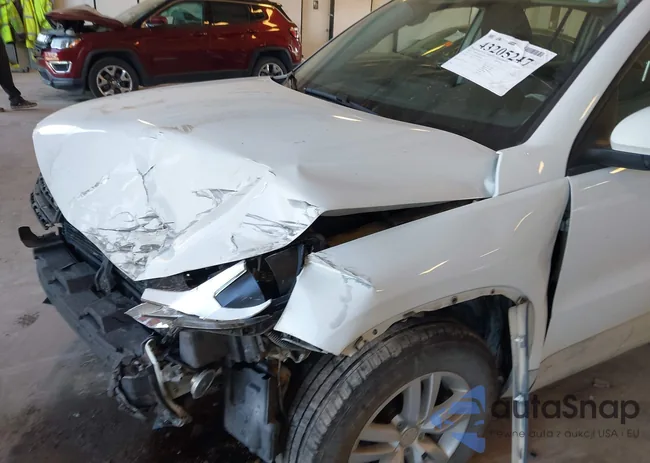 WVGAV7AX9FW607932: 43205247