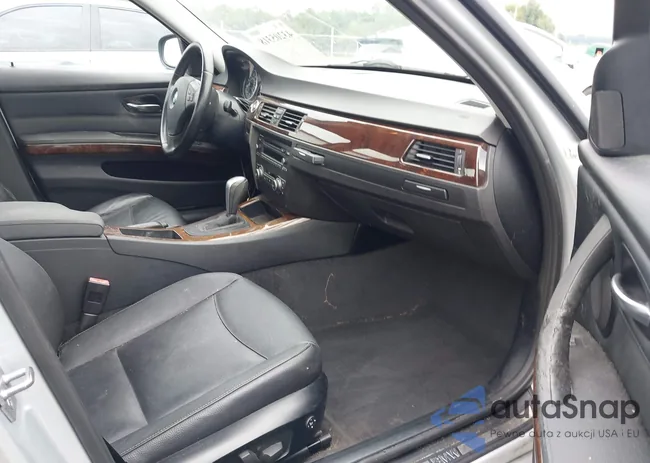 WBAPH7C53BE679384: 43205318