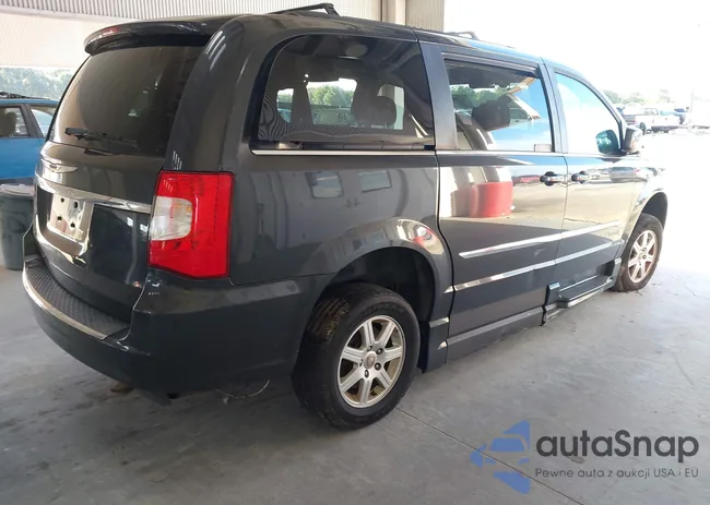 2C4RC1BG5CR127352: 43205378