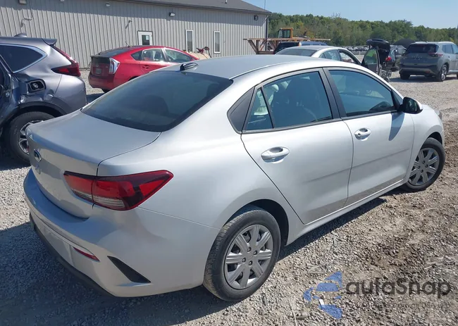 3KPA24AD5ME395555: 43205409