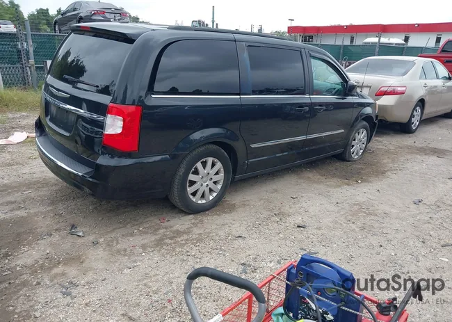 2C4RC1BG5ER112479: 43204554