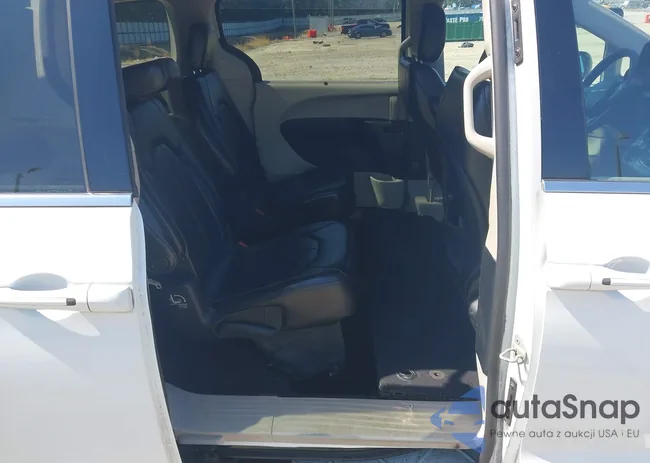 2C4RC1DG5LR157836: 43204646