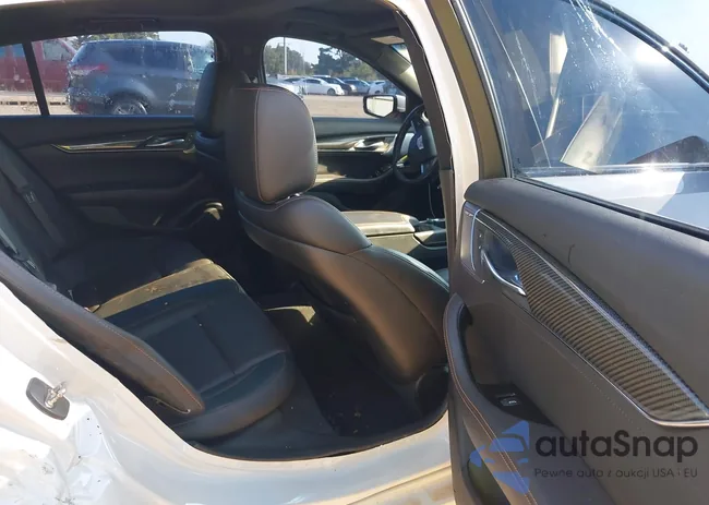 1G6DV5RW7M0131152: 43204748