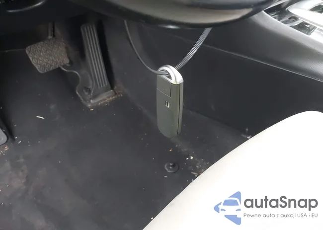 JM1GJ1T55E1105272: 43205989