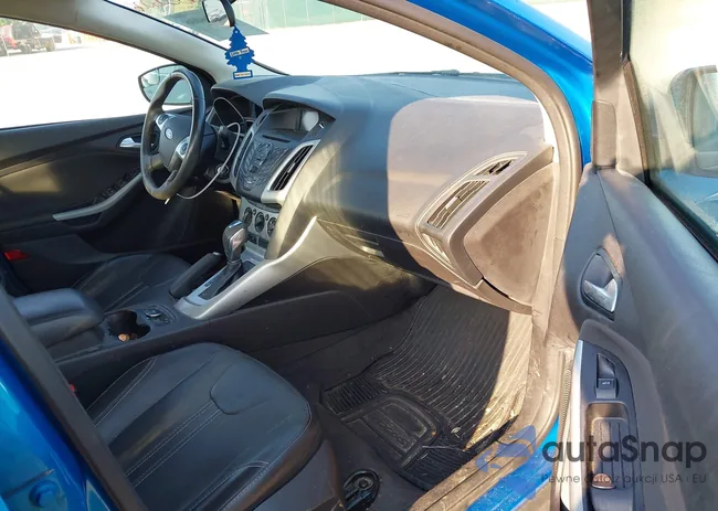 1FADP3F27EL293060: 43206006