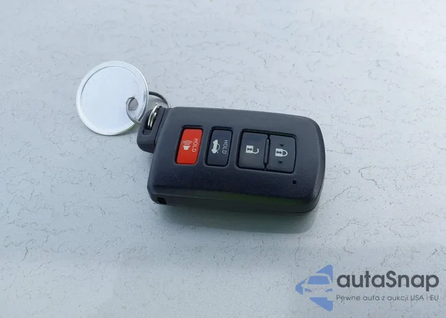 2T1BURHE9HC806101: 43206123