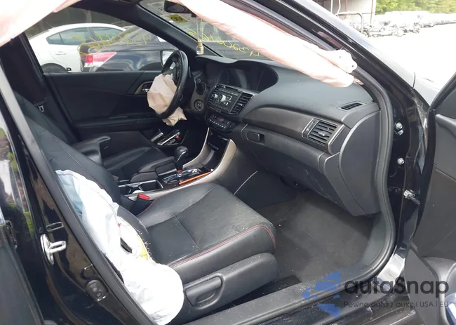 1HGCR2F16HA204775: 43206165