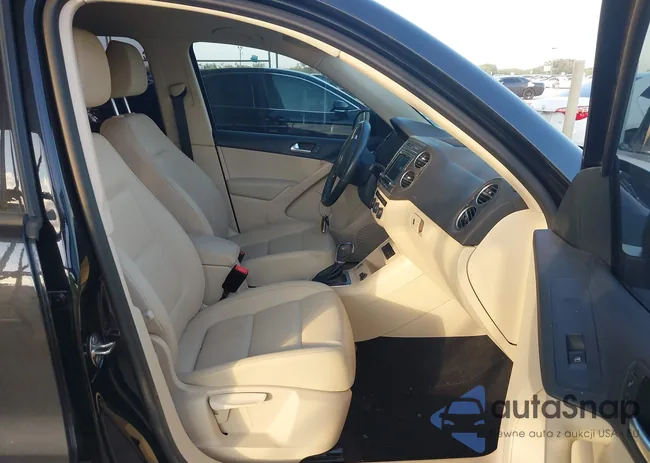 WVGAV7AX4HW512231: 43206523